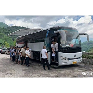 盘州新兴医院正式投入使用伊士通流动体检车